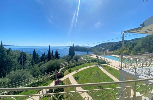 Kalami Cottage | Paleopetres K-Two - Premium Double Suite - sea views - pool - Kalami -