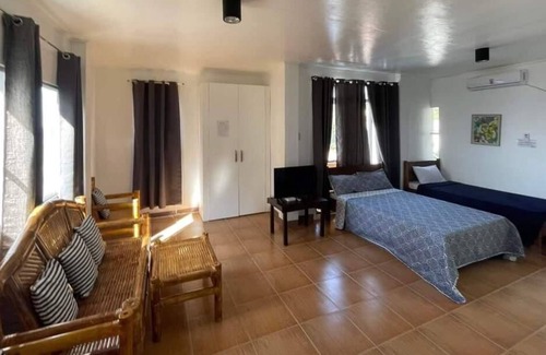 Caticlan House | palhi resort sungriz