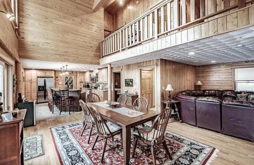 Norway House | Palisades Pines
