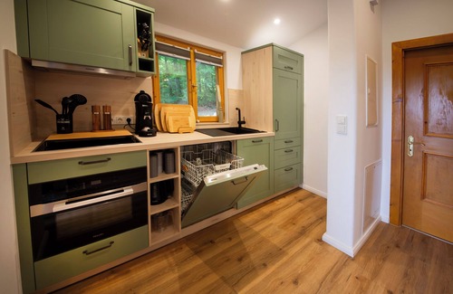 Niederhersdorf Apartment | Palisander - vacation apartment in the Eifel. Pet-friendly with wellness
