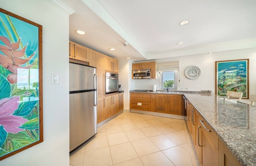 Saint Matthias Condo | Palm Beach 502