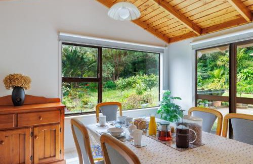 Ostend Bed & Breakfast | Palm Beach Tranquil B&B