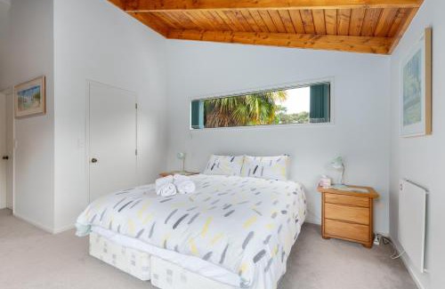 Ostend Bed & Breakfast | Palm Beach Tranquil B&B