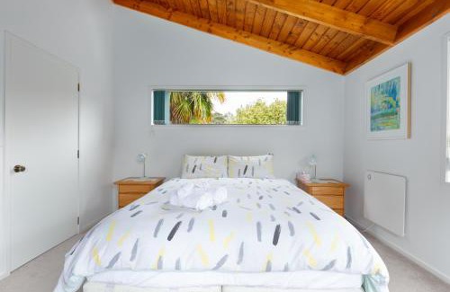Ostend Bed & Breakfast | Palm Beach Tranquil B&B