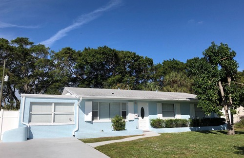 West Palm Beach House | ★ PALM BEACH VACATION HOME Disinfected 4BD 2 BR & GAME ROOM 🏝