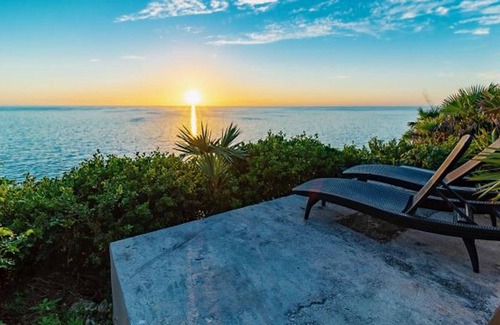 Gregory Town House | Palm Bluff by Eleuthera Vacation Rentals
