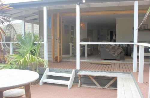Sunset Strip House | Palm Breeze at Sunset Strip