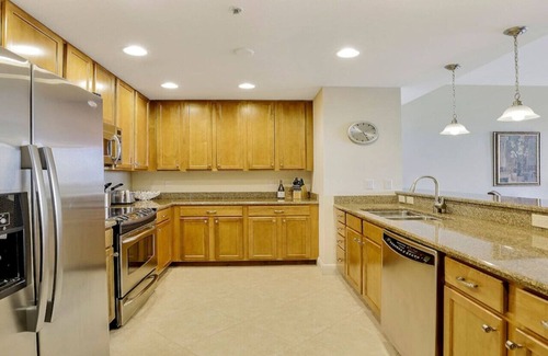 Cape Harbour Condo | Palm Breeze | Cape Harbour 2 bedroom 2 bath luxury condo