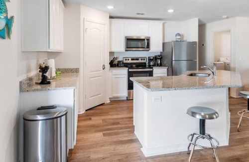 Palm Coast House | Palm Coast Coquina Escape with Fire Pit Near Beach