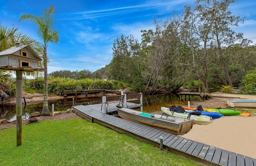 Umina Beach Apartment | Palm Cove Retreat Downstairs Apartment