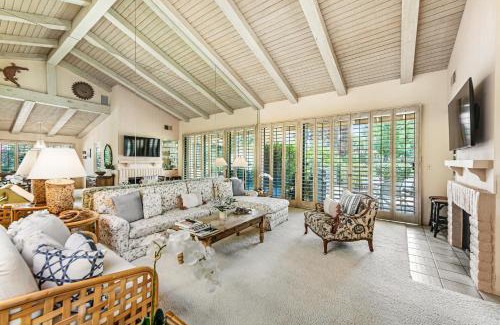 Palm Desert Apartment | Palm Desert Charm Permit