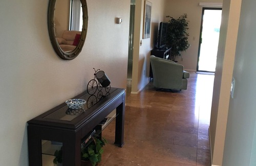 Palm Desert House | Palm Desert condo Living At Its Best - Golf, Tennis, and Pickle Ball Resort