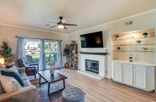 Palm Desert Apartment | Palm Desert Condo with Patio and Community Perks!