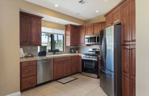 Palm Desert Condo | Palm Desert Resort - 2 bdr 2 bath perfect for Stagecoach