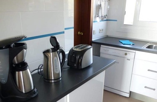 Sant Andreu de Llavaneres Apartment | Palm Garden, large Pool, nice local Beach, beautiful View @ Barcelona's door