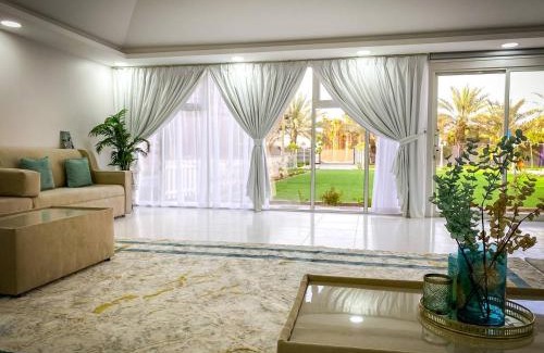 Ras Al Khaimah Ski Chalet | Palm Escape Farmhouse - By Seven Elements
