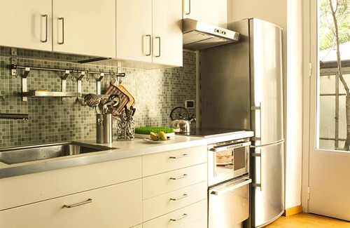 Lazzaretto Apartment | Palm Fronds apartment