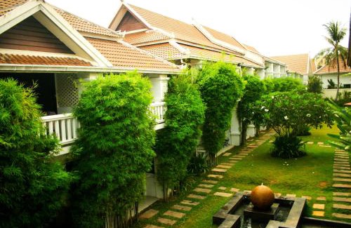 Na Chom Thian Resort | Palm Grove Resort, Pattaya