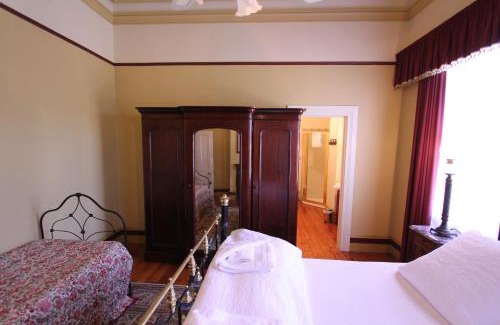 Maldon Bed & Breakfast | Palm House