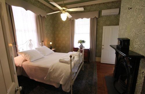 Maldon Bed & Breakfast | Palm House