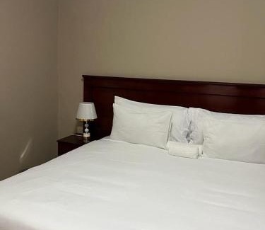 Francistown Bed & Breakfast | Palm Inn Boutique guest house