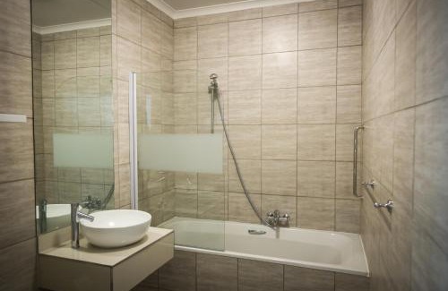 Brandwag House | Palm Lodge Guest House