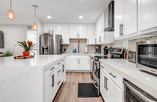 South Scottsdale House | Palm Oasis by LuxeKey | Pool & Spa in Scottsdale w/Camelback Mountain View