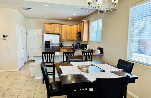 Mesquite Condo | Palm Paradise by Mesquite Vacation Rentals with Community Pool, Two Primary Suites and $510 in free daily activities