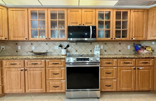 Cape Coral Villa | Palm Paradise Waterfront Family-Friendly Getaway in Cape Coral
