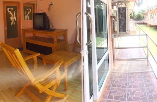 Krasae Sin Hotel | Palm Payom Village Resort