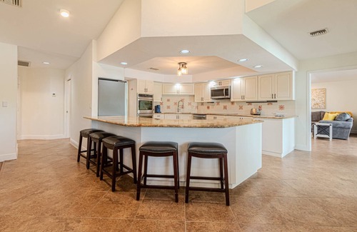 Palm River Estates House | Palm River Estate: Large Home w/;private pool and outdoor entertaining space overlooking river