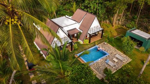 Medaketiya Villa | Palm serenity villa