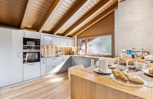 Chermignon Apartment | Palm Springs - Exclusive Penthouse by Mrs Miggins