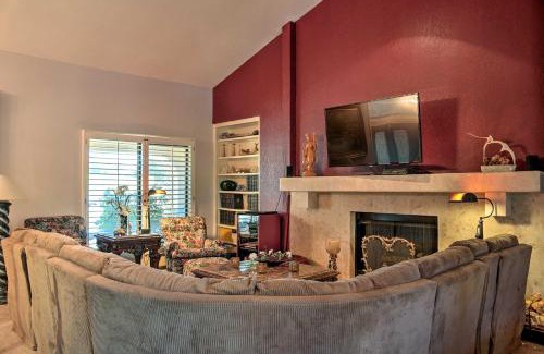 Palm Springs House | Palm Springs Golf Course Home Private Pool and Spa!