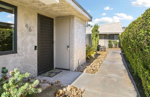 Baristo Condo | Palm Springs Hideaway: Private ground level condo with pool, hot tub, sauna & fitness center!