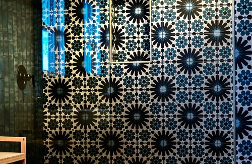 Tahquitz River Estates Hotel | Palm Springs' hottest new boutique hotel can be all yours. Sleeps up to 22 VIPs