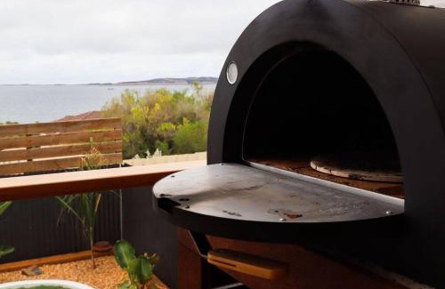 Port Lincoln House | Palm Springs in Port Lincoln!