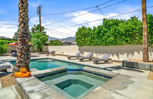 Palm Springs House | Palm Springs Joy Pool Spa Views