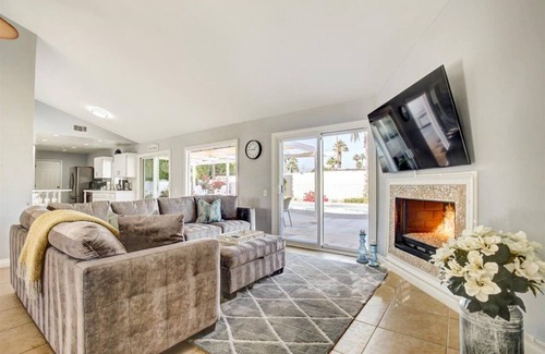 Desert Park Estates House | Palm Springs Pet Friendly Pool and Spa Oasis