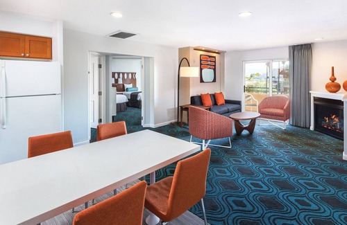 Uptown Design District Resort | Palm Springs Resort 3bdr