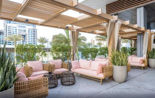 Palm Jumeirah Apartment | Palm Tower Stylish Studio02 with Sea View Infinity Pool