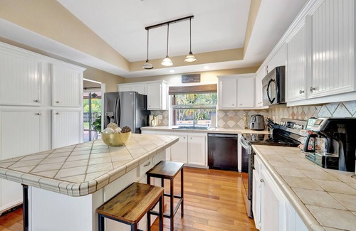 Tamarac House | Palm Tree Paradise House with Private Pool.