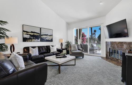 Palm Desert Villa | Palm Valley Full Access to Golf, Tennis, and Pickle Ball- Luxury 3 King Beds 3 Full Baths