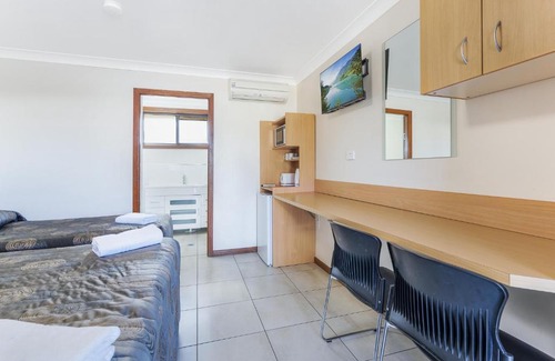 Tarro Hotel | Palm Valley Motel