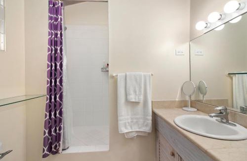 Blue Waters Apartment | Palm View 4