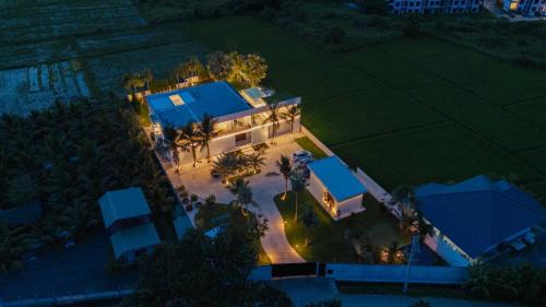 San Sai Villa | Palm Villa - Award Winning Modern Luxury & Exclusive Villa