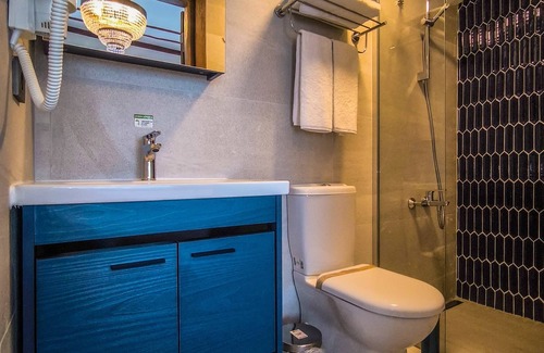 Adalar Bed & Breakfast | Palm Villa
