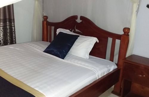 Mbarara House | PALM WORLD HOTEL