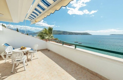 Herceg Novi Apartment | Palma Apartment 4 Deluxe mit Meerblick