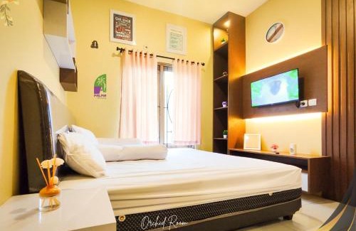 Klaten Selatan House | Palma Lavender Room Klaten